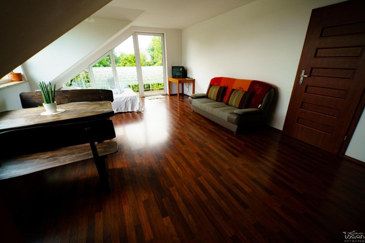 Isaan Ostrzyce Guest House Ngoại thất bức ảnh