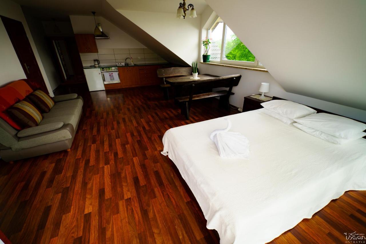 Isaan Ostrzyce Guest House Ngoại thất bức ảnh