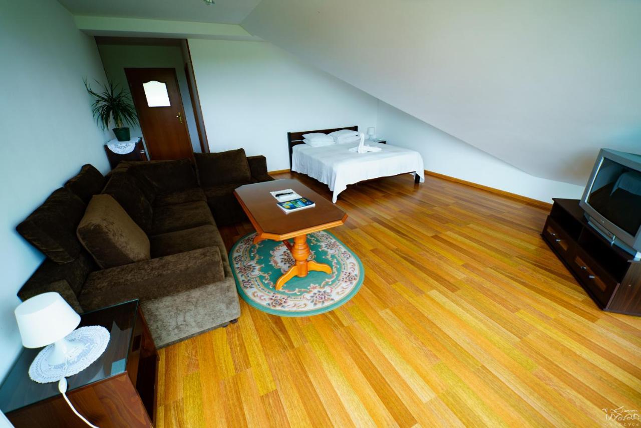 Isaan Ostrzyce Guest House Ngoại thất bức ảnh